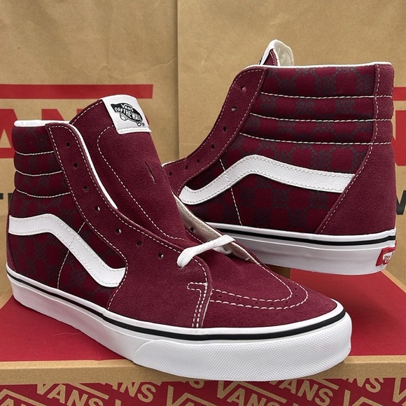 Vans Men’s Sk8-Hỉ Monogram Port Royale
VN0005U94QU
Sneakers - Picture 16 of 16